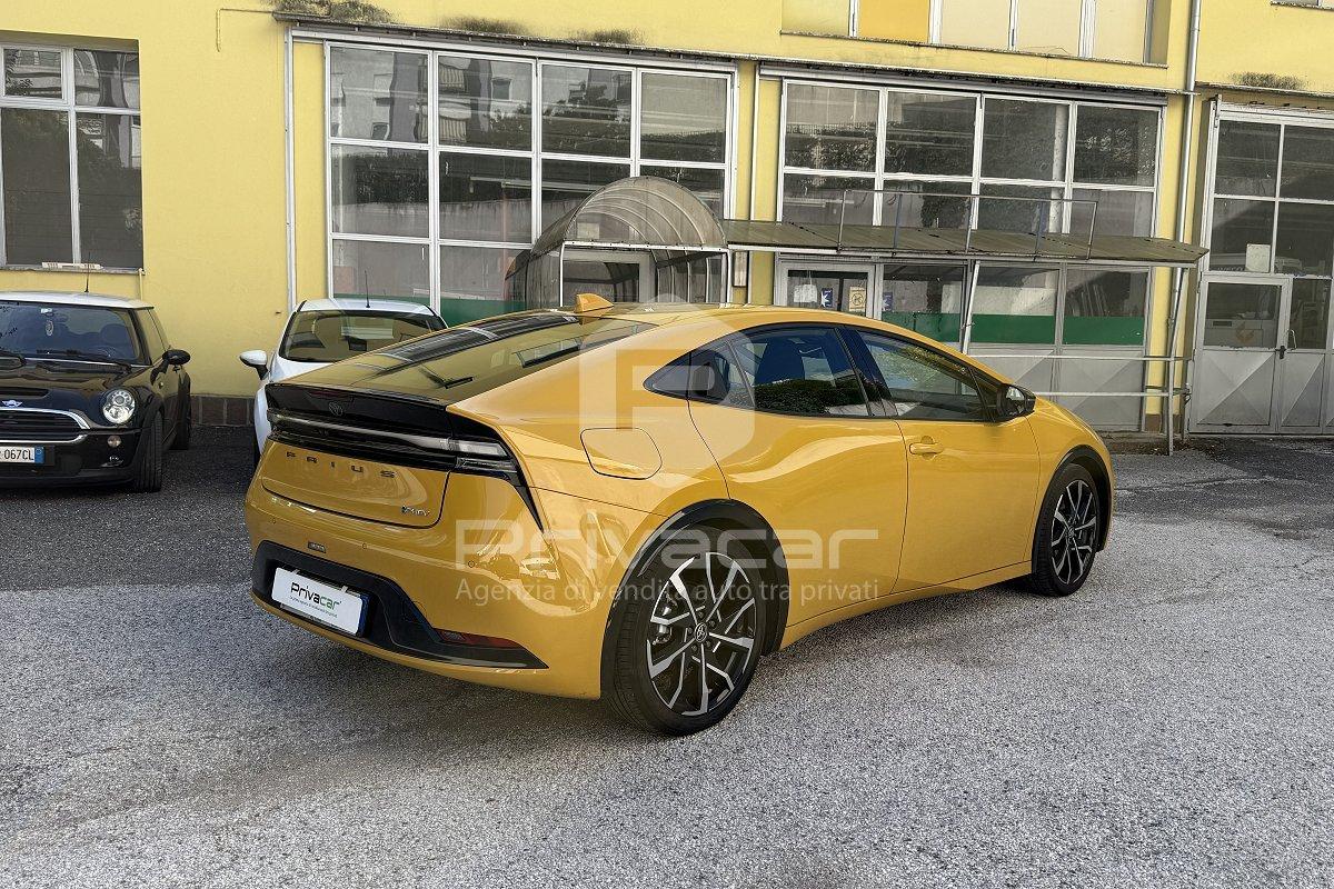 TOYOTA Prius 2.0 Plug-in Hybrid Lounge