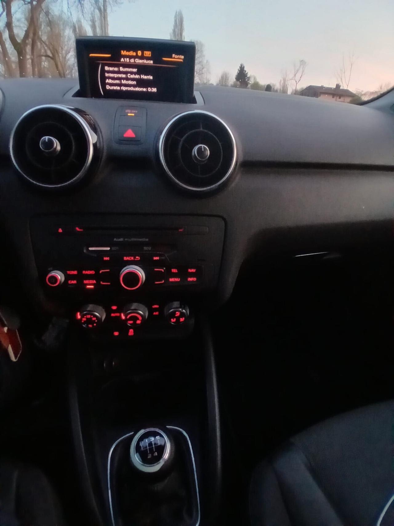 Audi A1 1.6 TDI 105 CV S line edition plus