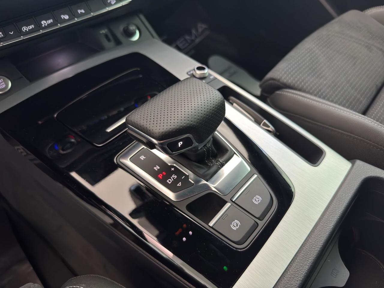 AUDI Q5 Sportback 2021 Sportback 40 tdi mhev Identity Black quattro s-tronic