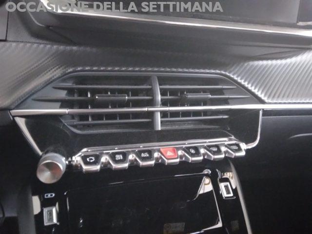 PEUGEOT 2008 PureTech 130 S&S Allure