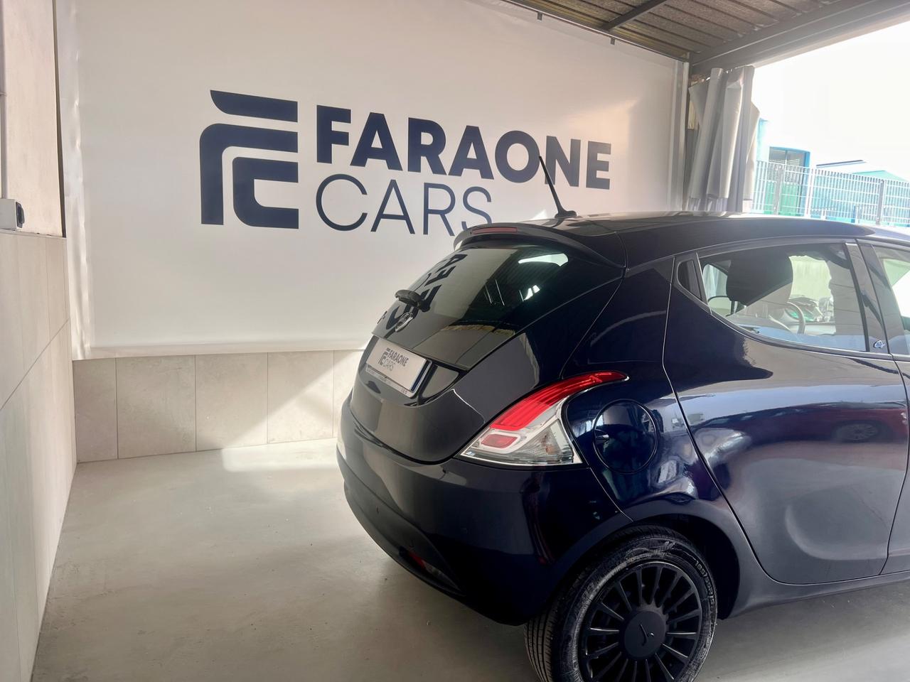 Lancia Ypsilon 1.2 69 CV 5 porte GPL Ecochic Elefantino Blu
