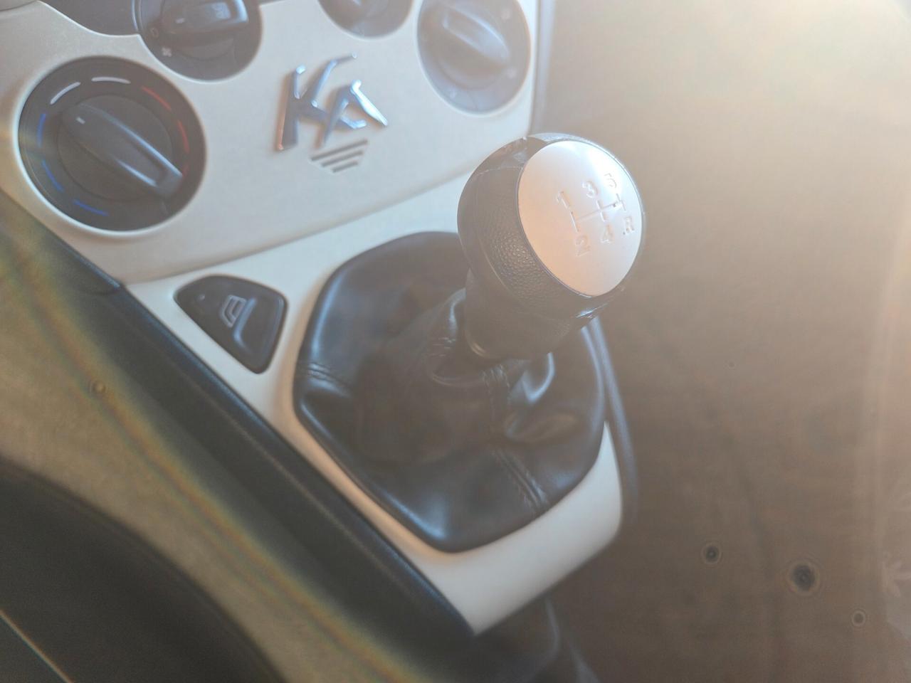 Ford Ka 1.2 8V 69CV Titanium