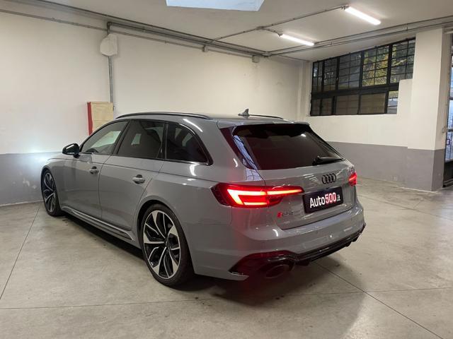 AUDI RS4 Avant