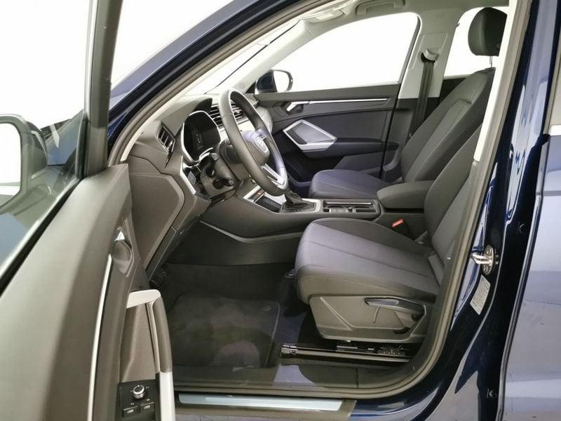 Audi Q3 40 2.0 tdi Business quattro 190cv s-tronic