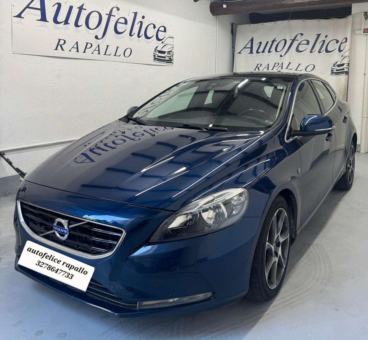 Volvo V40 D2 1.6 Summum