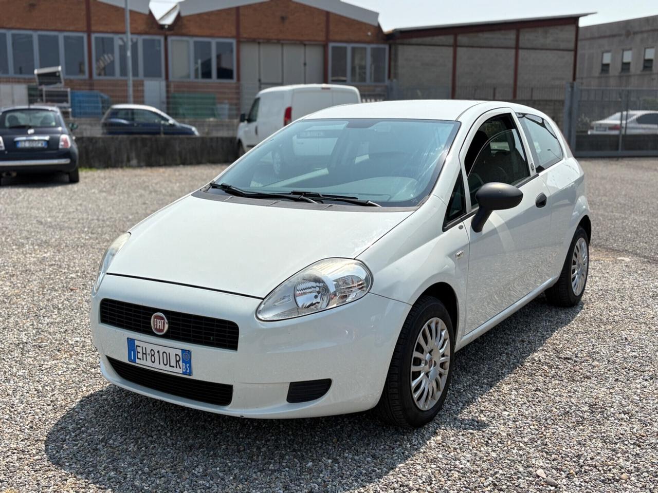 Fiat Grande Punto 1.2 BENZINA 2011 NEOPATENTATI