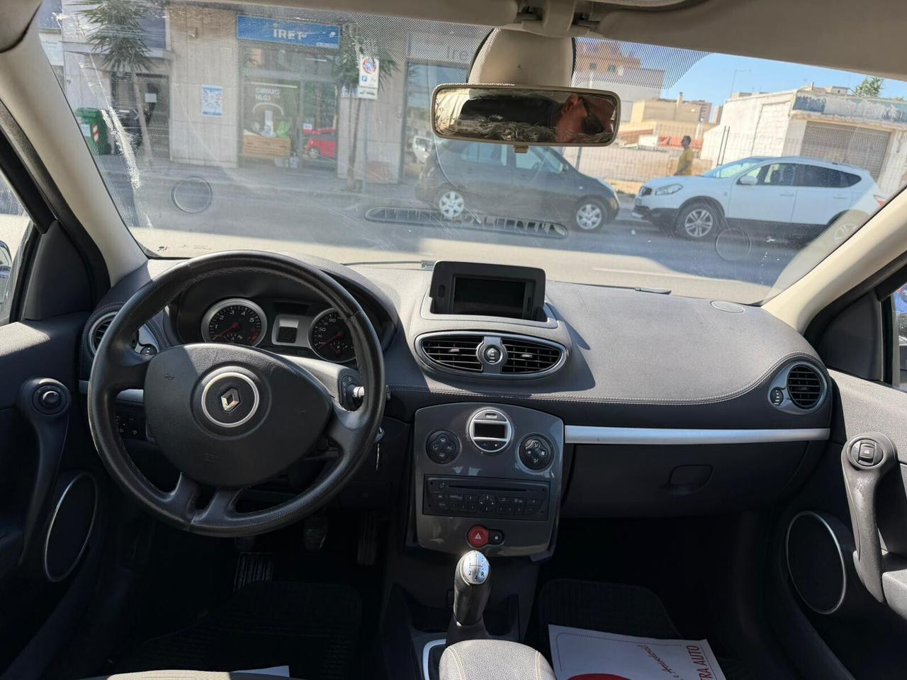 Renault Clio 1.2 16V 5 porte Dynamique