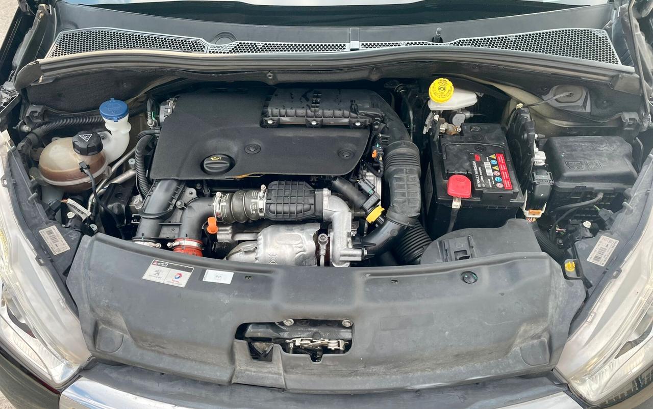 Peugeot 208 BlueHDi 75 5 porte Allure
