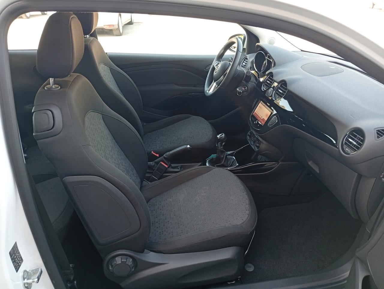 Opel Adam Rocks 1.2 70 CV