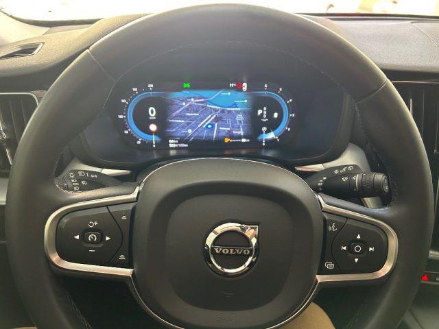 VOLVO XC60 B4 (d) AWD automatico Core