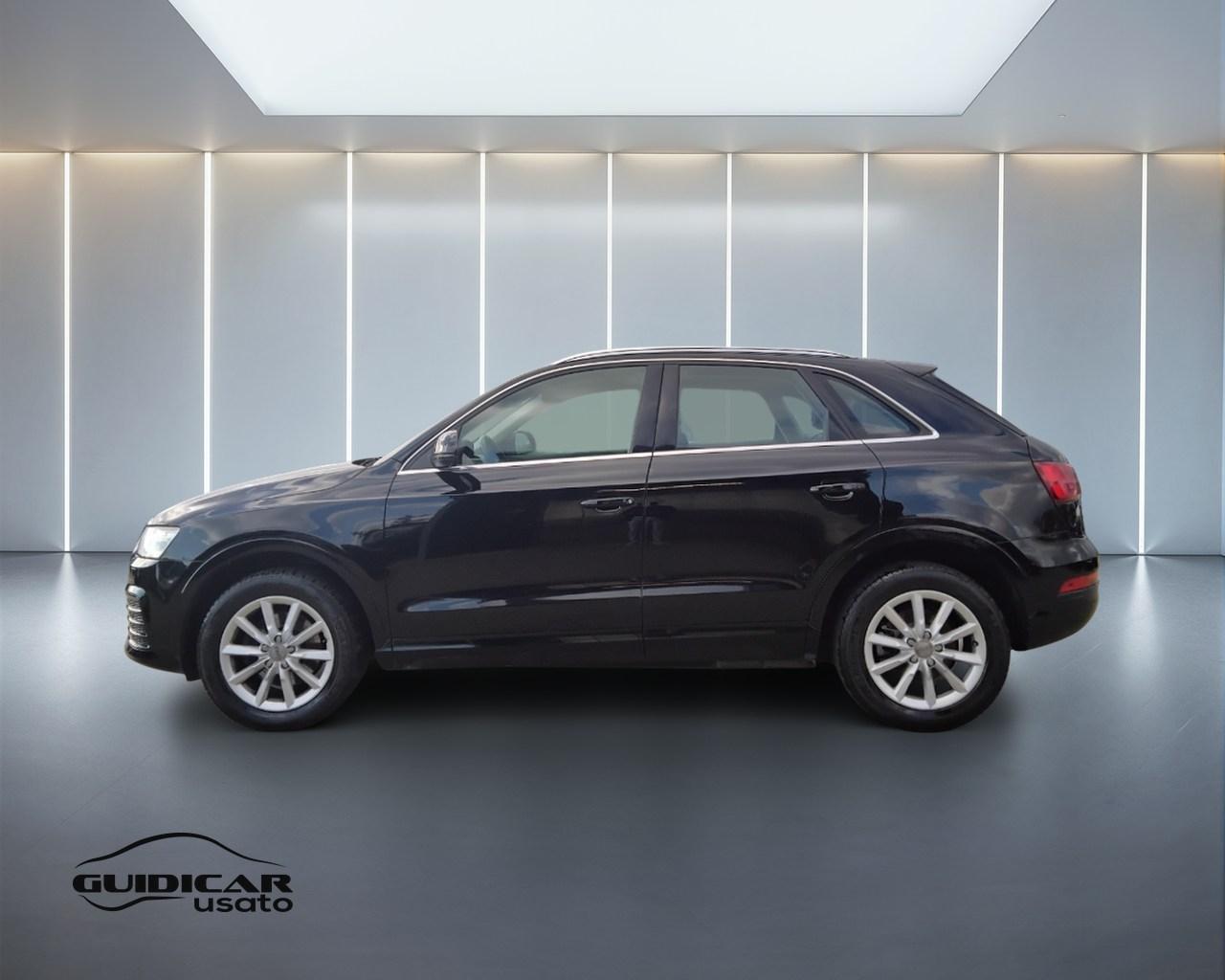 AUDI Q3 I 2015 - Q3 2.0 tdi Business 120cv