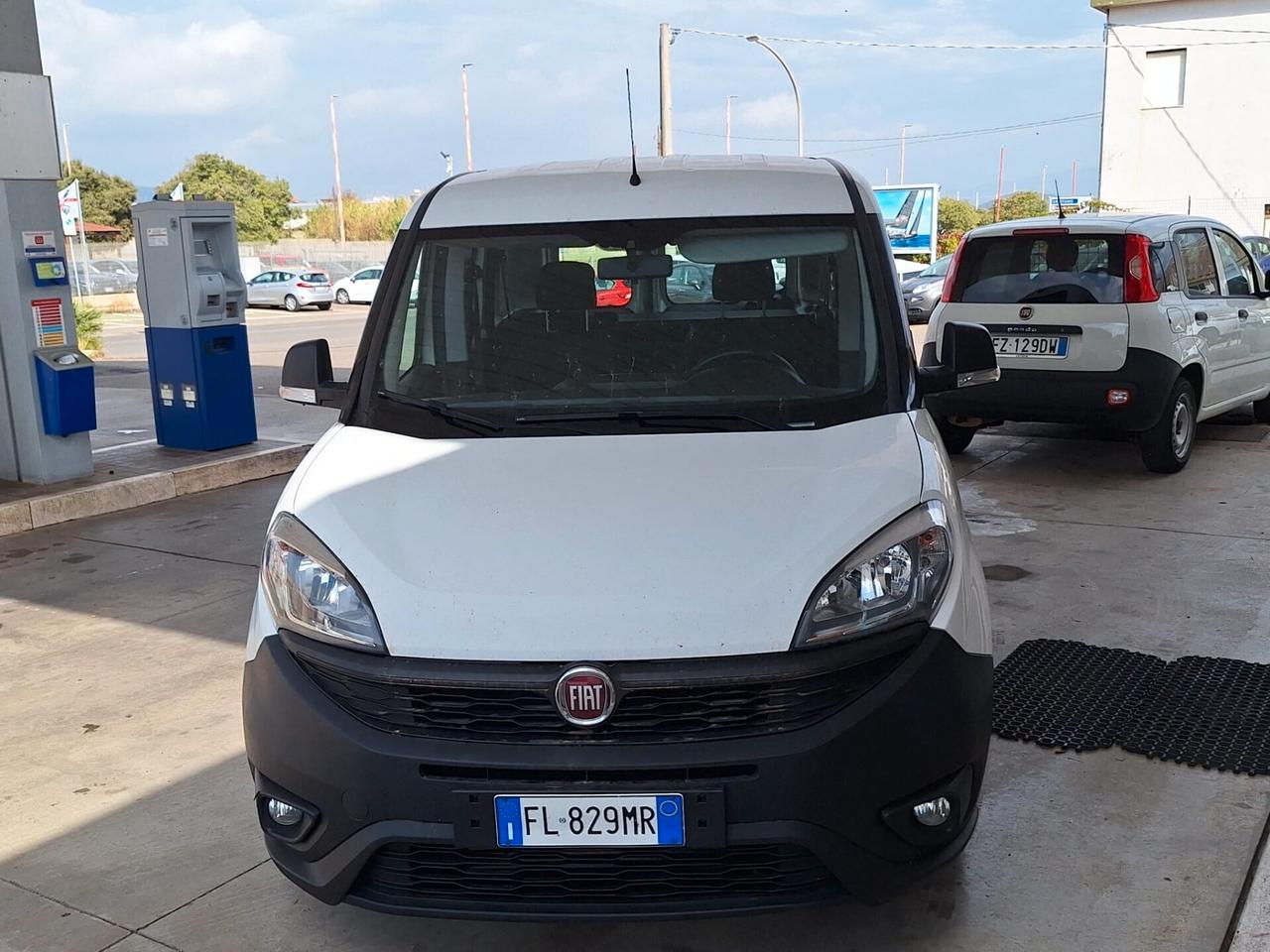 FIAT DOBLO' COMBI 5POSTI