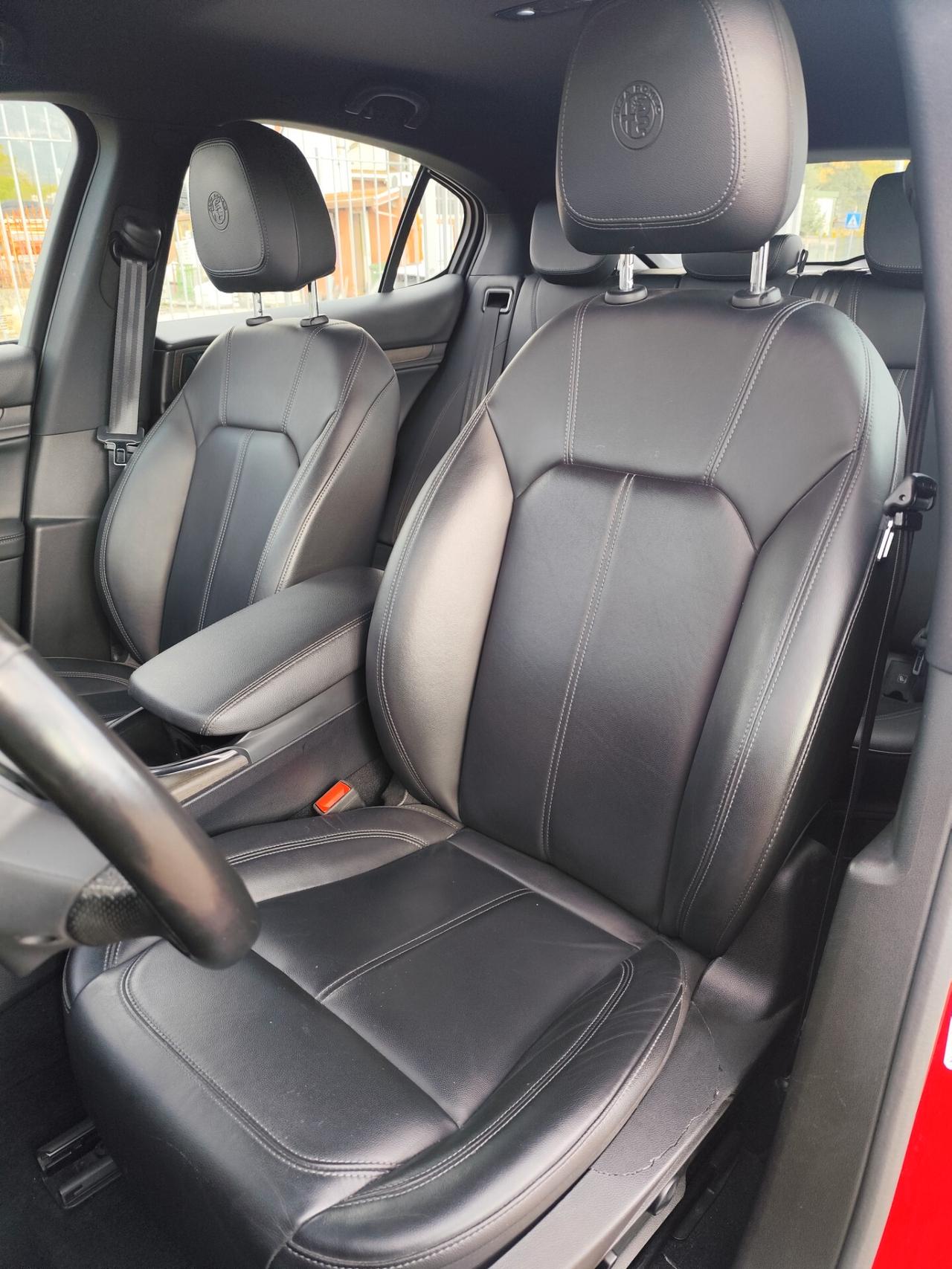Alfa Romeo Stelvio 2.2 Turbodiesel 210 CV AT8 Q4 Ti