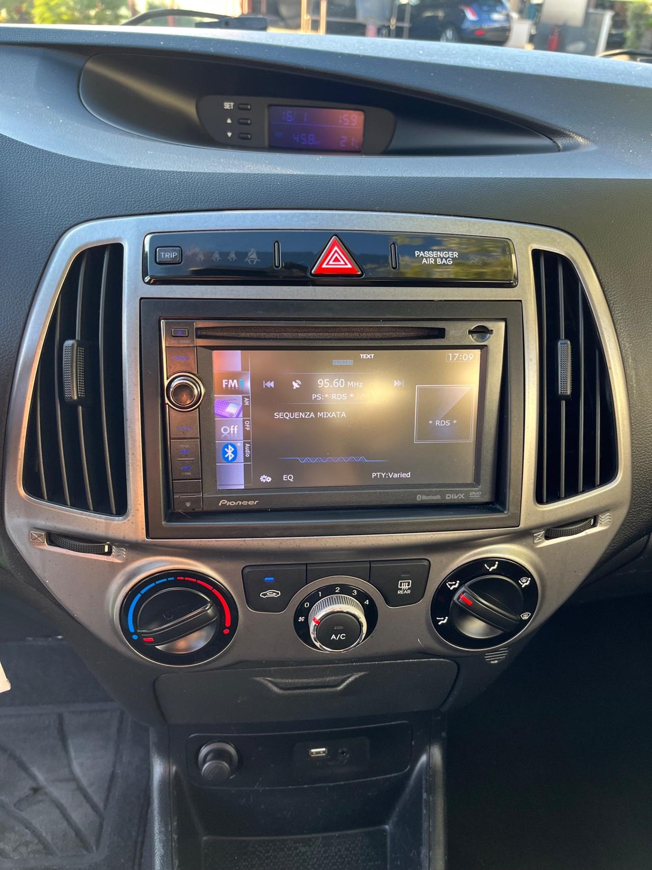 Hyundai i20 1.1 CRDi 5p. Sound Edition
