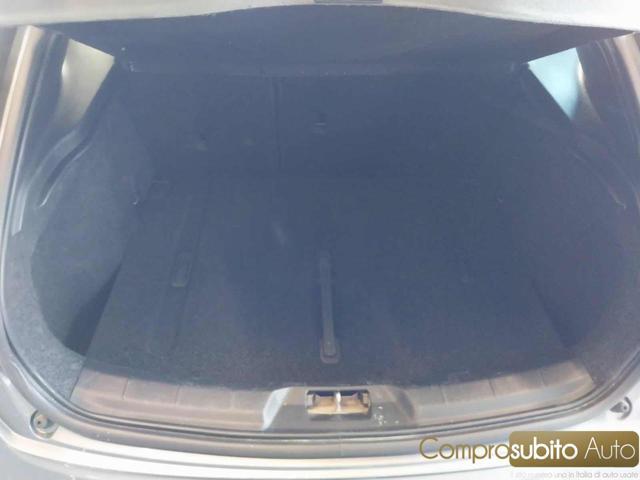 VOLVO V40 Cross Country D2 Geartronic Pro (Garanzia 12 Mesi)