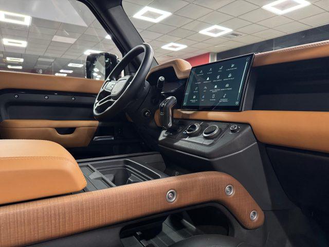 LAND ROVER Defender 110 3.0D I6 300 CV AWD AUTO X *7 POSTI*UNIPROP*
