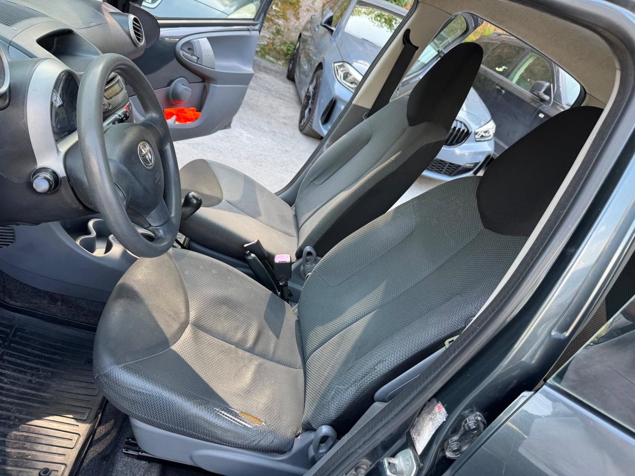 Toyota Aygo 1.0benzina 68cv - 2006 km 130.000
