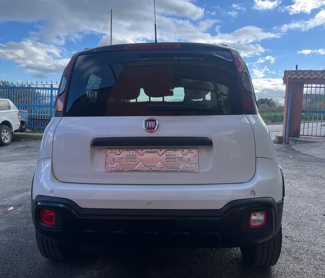 Fiat Panda 1.2 Cross Waze -solo Km 22165-