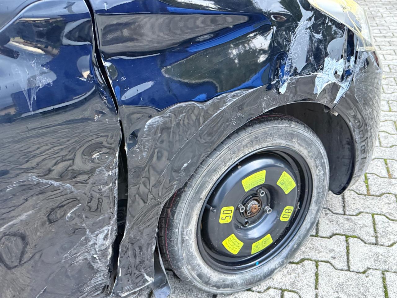 Peugeot 208 BlueHDi 75CV EURO6B INCIDENTATA