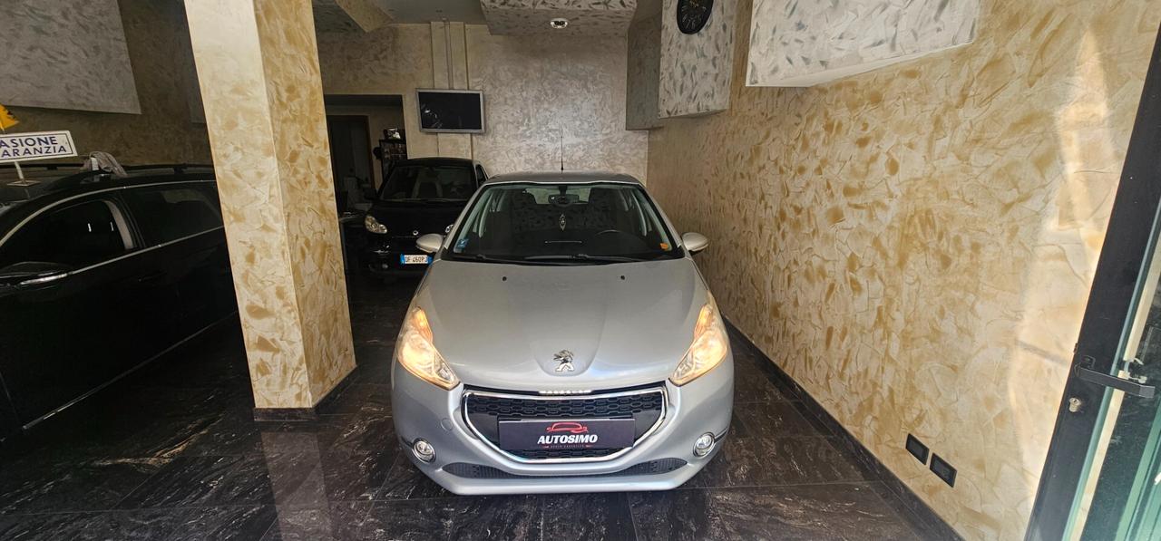 Peugeot 208 1.2 VTi 82 CV 5 porte Access