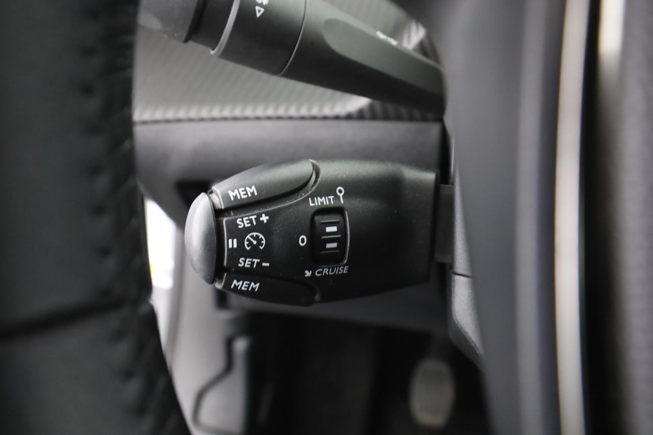 PEUGEOT 2008 2ª serie 2008 PureTech 100 S&S Allure