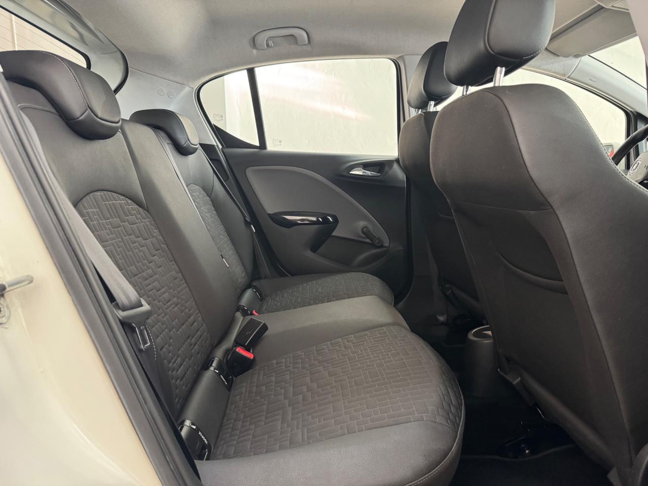 Opel Corsa 1.4 benzina/ GPL Innovation