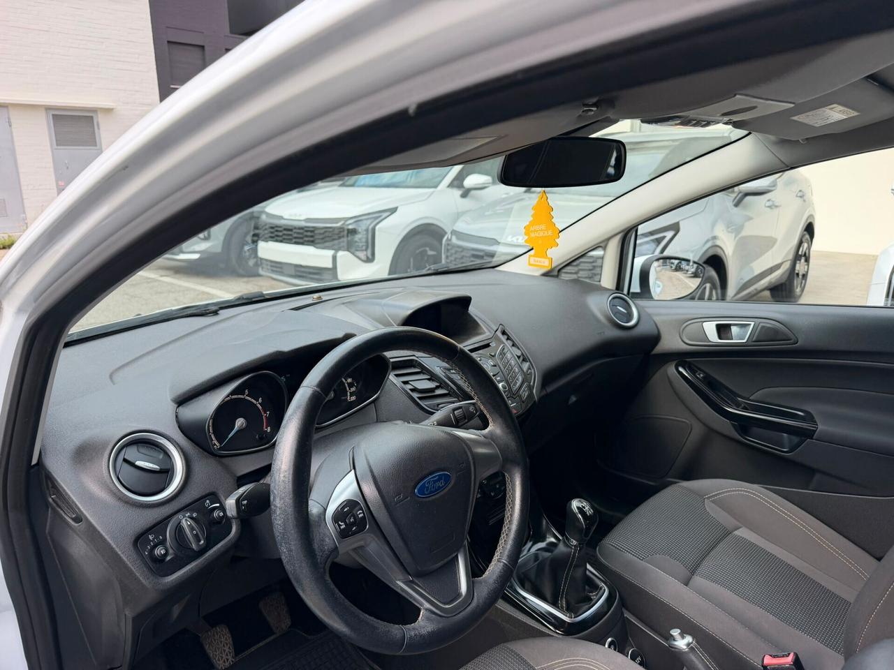 Ford Fiesta 1.4 5p. Bz.- GPL Titanium