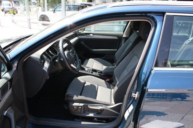 VOLKSWAGEN Passat Variant 2.0 TDI SCR EVO DSG Business