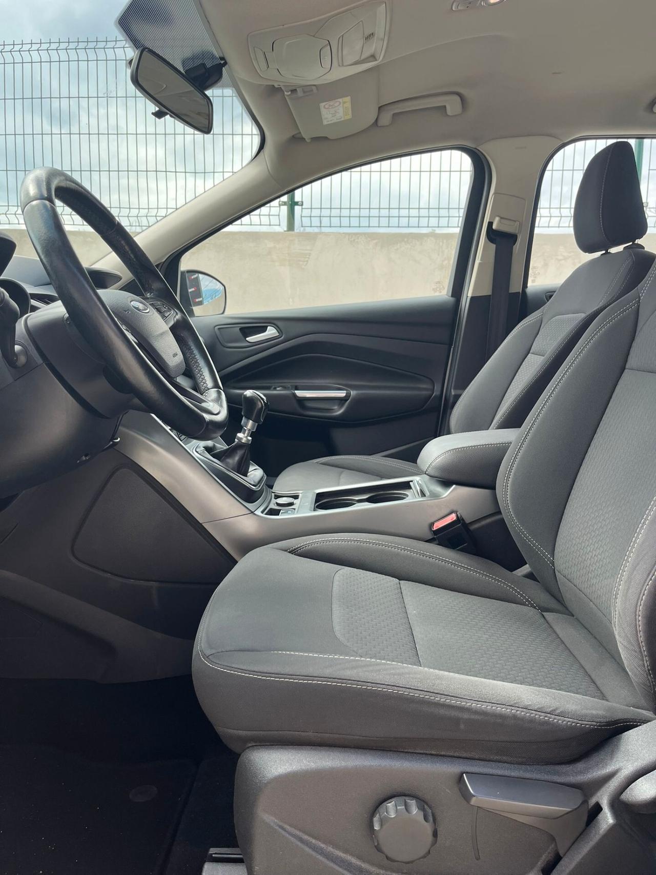 Ford Kuga 1.5 TDCI 120 CV S&S 2WD Plus