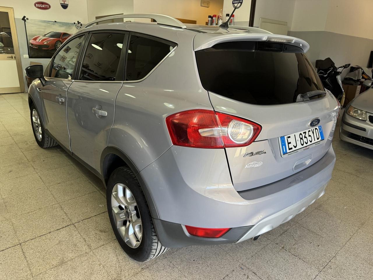 FORD KUGA 2.0 TDCi Titanium
