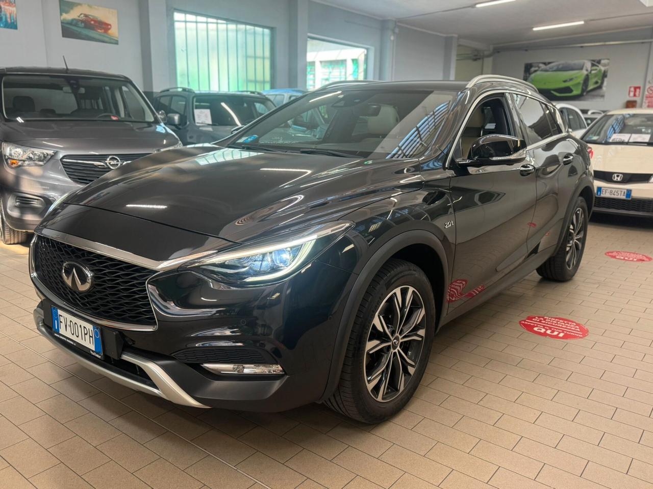 Infiniti QX30 2.0 turbo DCT AWD Luxe Tech PREZZO REALE!! UNICO PROPRIETARIO!!