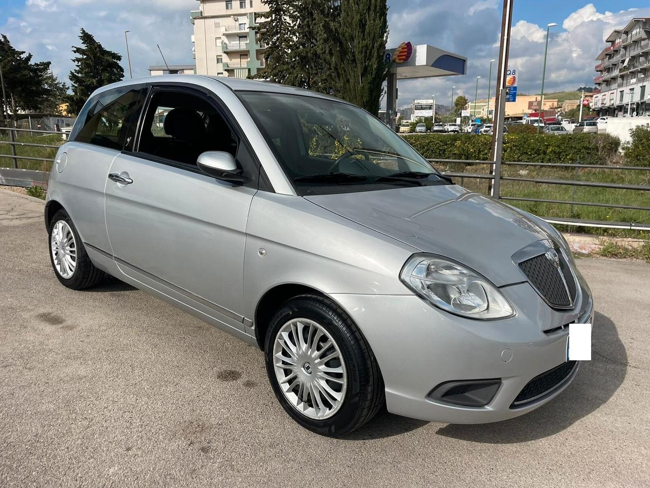 Lancia Ypsilon 1.2 Benzina"110.000 Km"