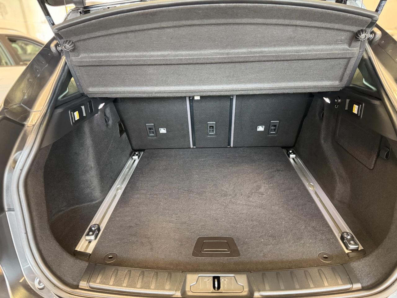 Jaguar F-Pace 2.0 D 240 CV AWD aut. R-Sport