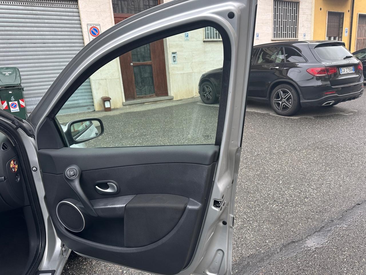 Renault Clio Storia 1.2 16V 5 porte Dynamique