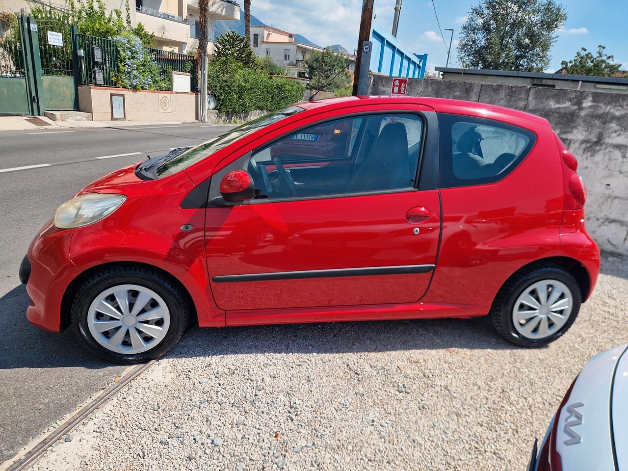 Peugeot 107 1.0 68CV 3p. Sweet Years-2008