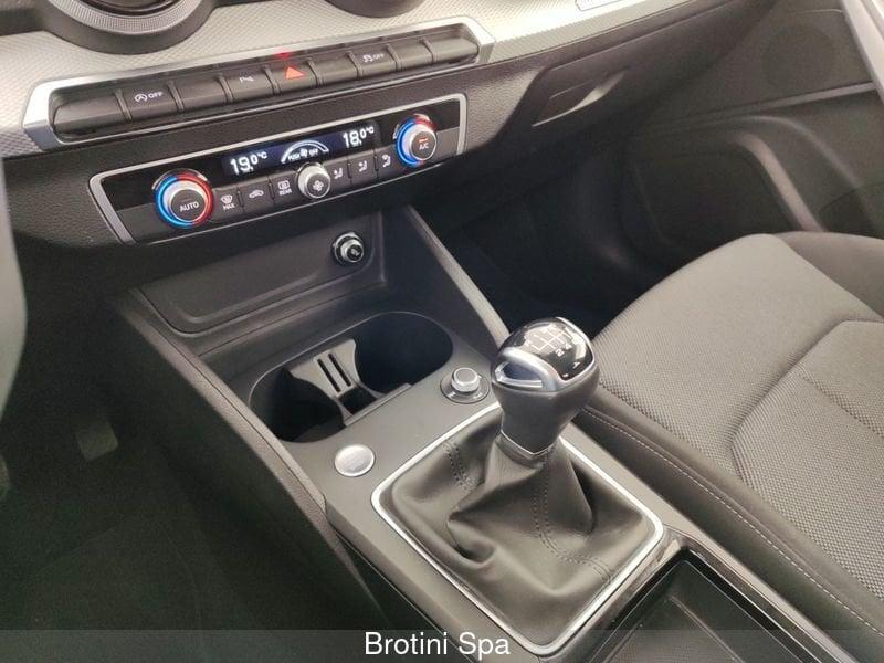 Audi Q2 2.0 30 TDI BUSINESS ADVANCED