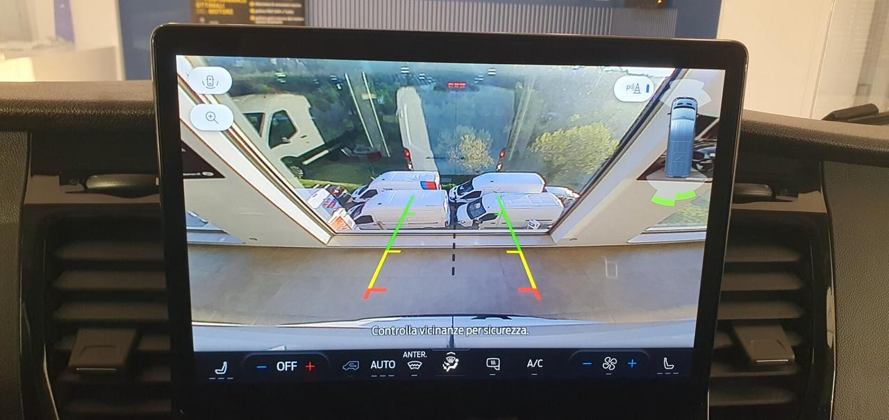 Ford Transit E-Transit Van 350 L2H2 Trend 269CV Batt. 68KWh Auton. 260Km