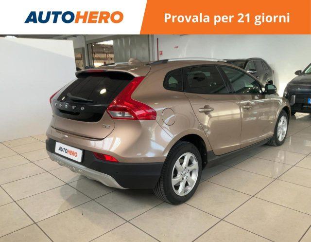 VOLVO V40 Cross Country D2 1.6 Powershift Momentum