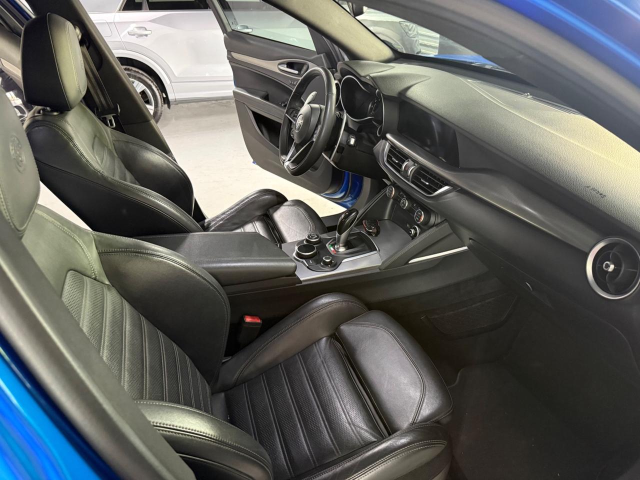 Alfa Romeo Stelvio 2.2 Turbodiesel 180 CV AT8 Q4 Super