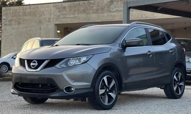 NISSAN Qashqai 1.6 dCi 2WD N-Connecta Automatic