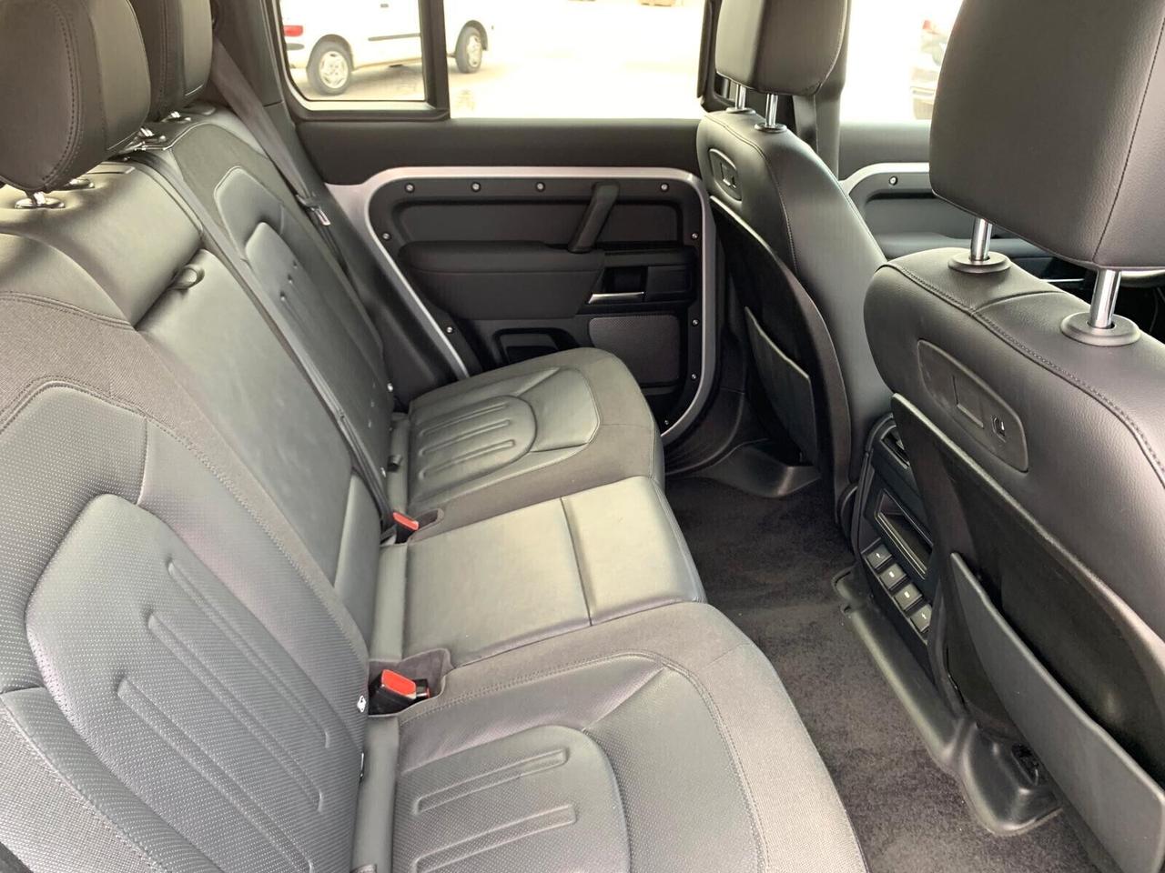 Land Rover Defender 110 2.0 SD4 AWD Auto