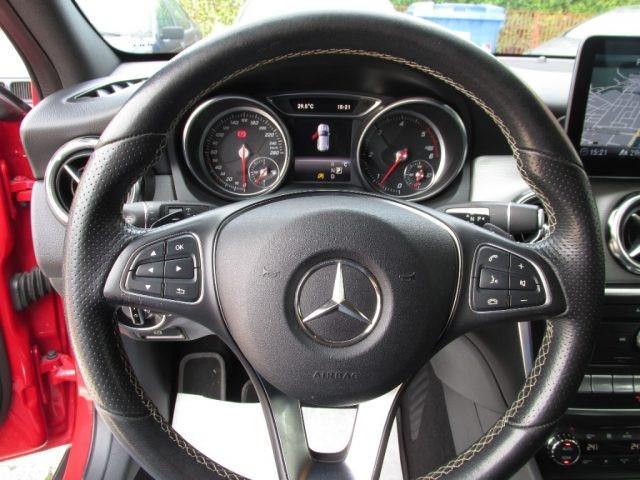 MERCEDES-BENZ GLA 200 d Automatic Sport -IVA ESPOSTA- Unico Proprietario