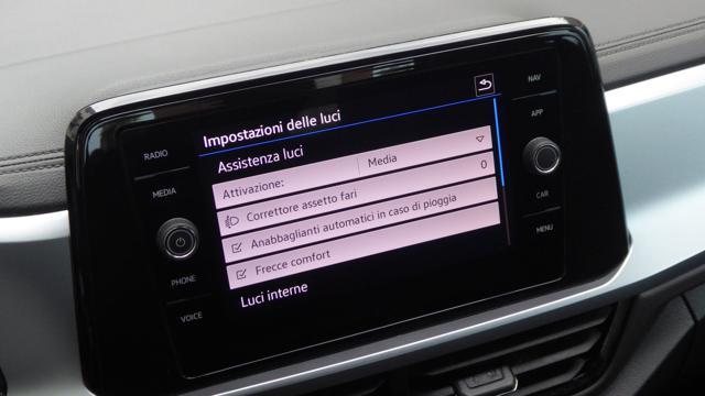 VOLKSWAGEN T-Roc 1.0 TSI Life
