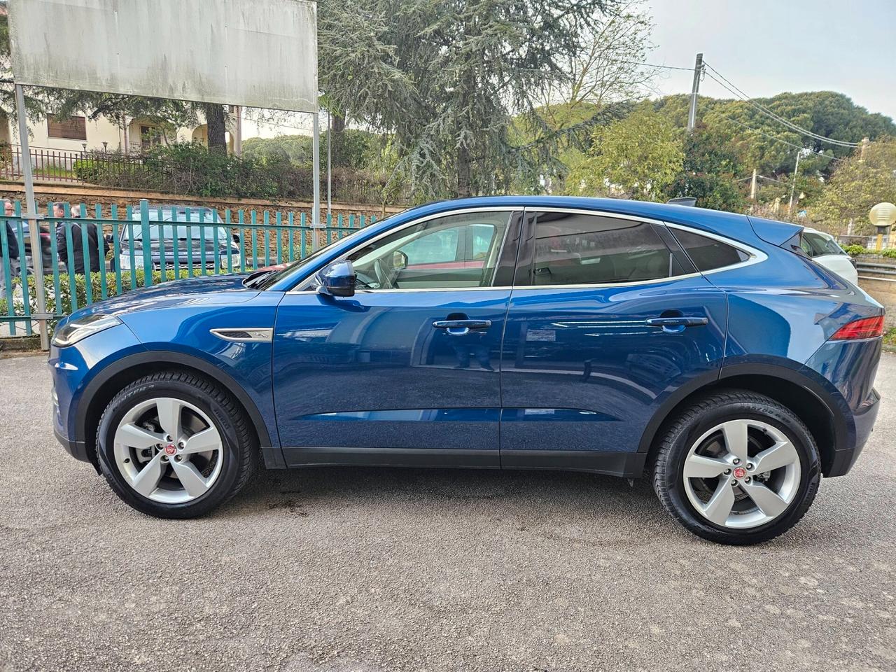 Jaguar E-Pace 2.0D I4 163 CV AWD Auto R-Dynamic SE