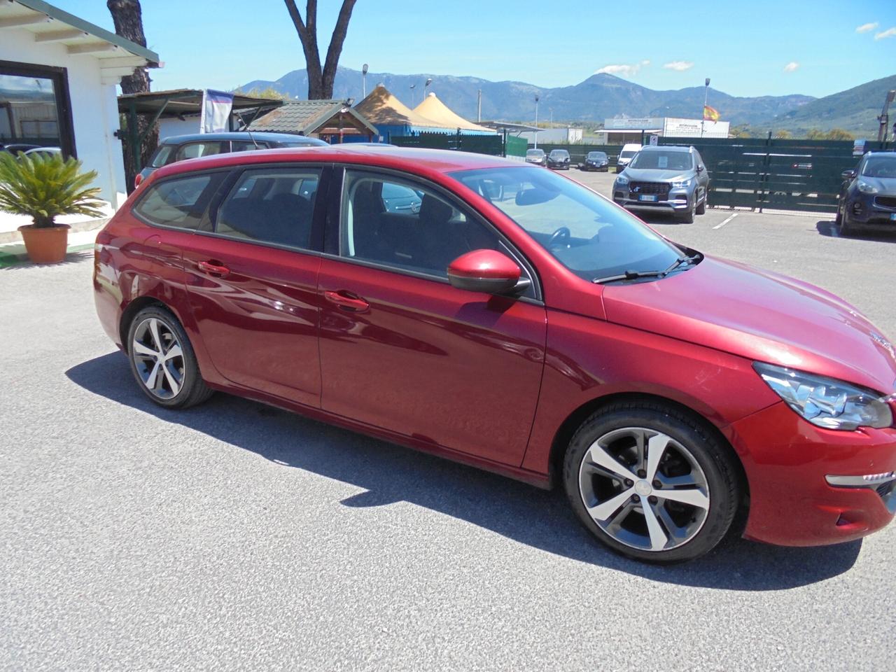 Peugeot 308 BlueHDi 120 S&S SW Allure