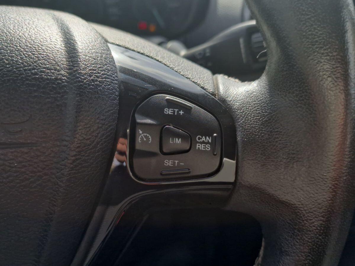 FORD KA + 1.2 ULTIMATE