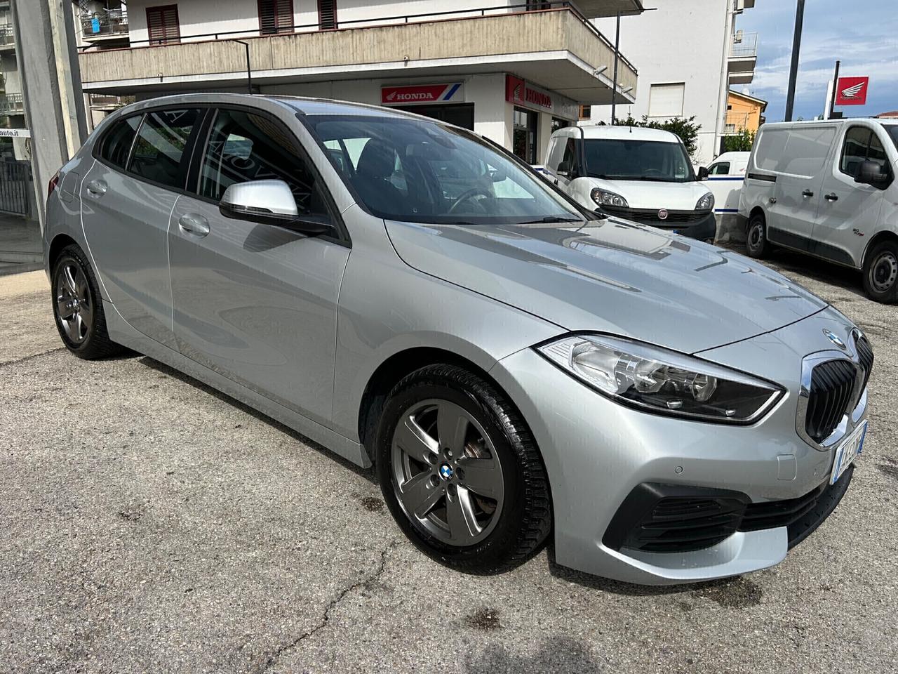 BMW 116d 5 porte Business Advantage 2020