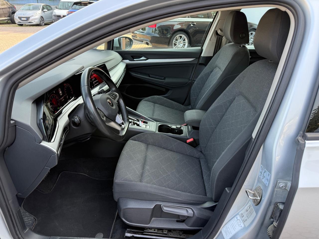Volkswagen Golf 1.5 TGI DSG Life