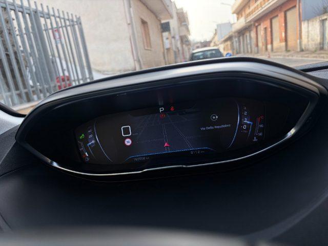 PEUGEOT 3008 BlueHDi 130 EAT8 Allure