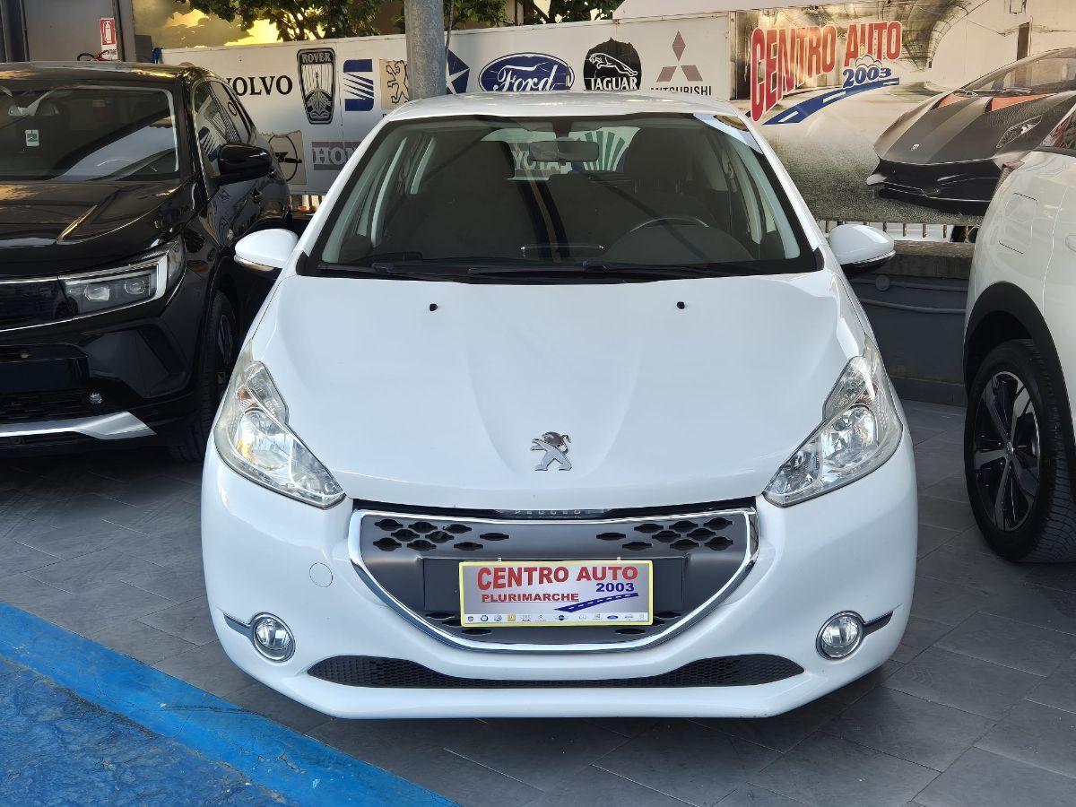 PEUGEOT - 208 - 1.4 HDi 68 CV 5p. Allure -Automatica